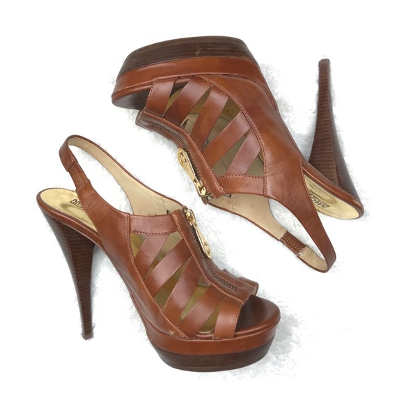 MICHAEL MICHAEL KORS | Jamesport Sling Sandal - Picture 1 of 8